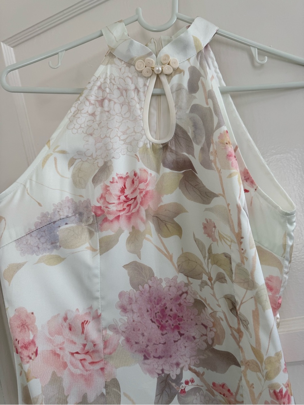 NWOT Beth and Brian floral qipao size small